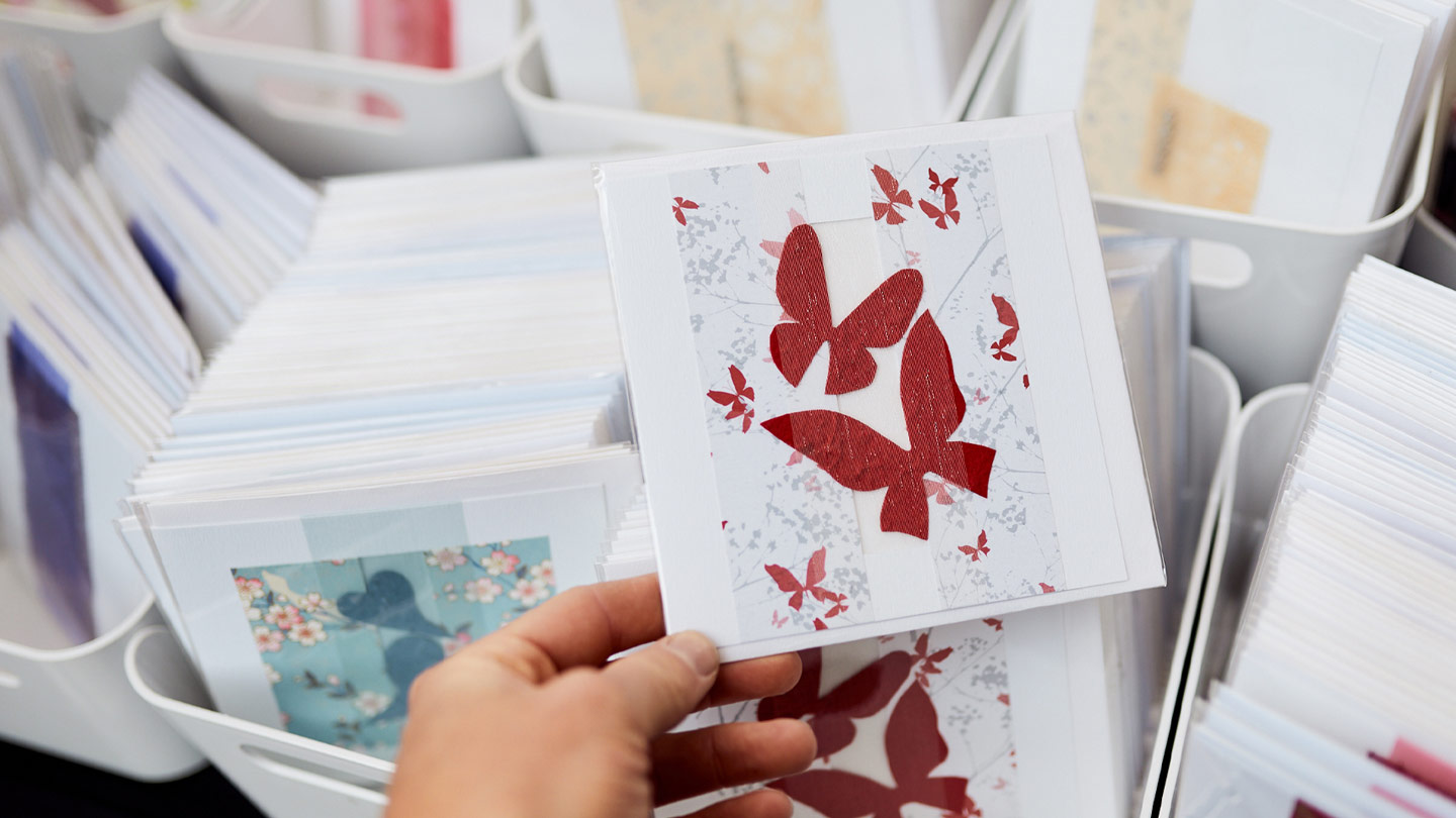 Viendesign card with butterfly detail